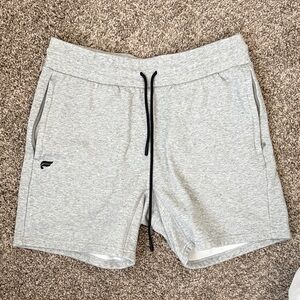 Fabletics Light Gray Men's Athletic Shorts